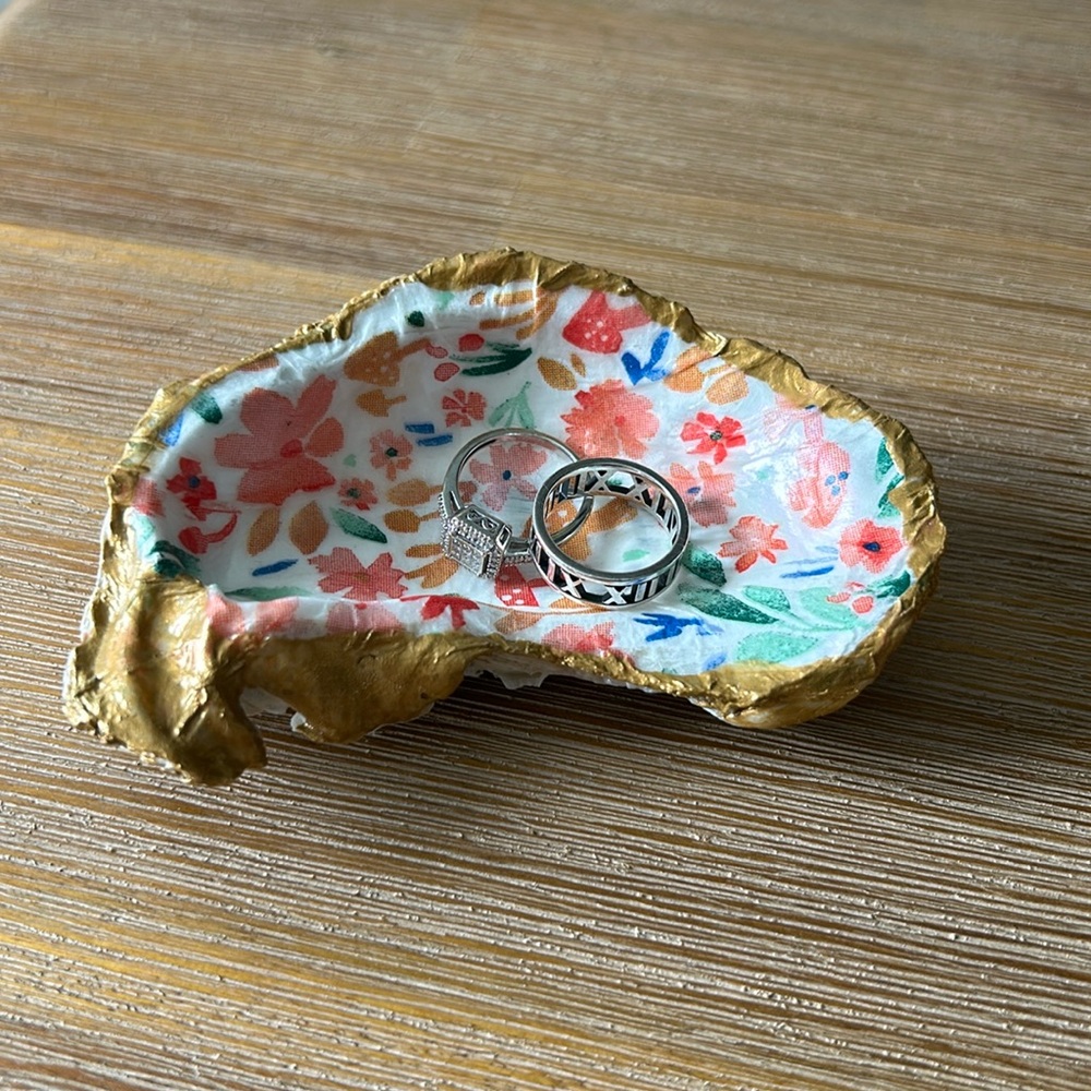 Oyster ring dish